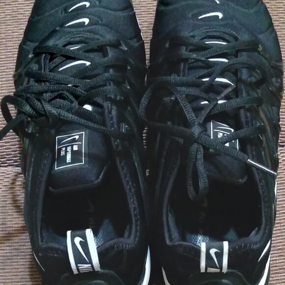 Nike AirMax VaporMax - Picture 6 of 8